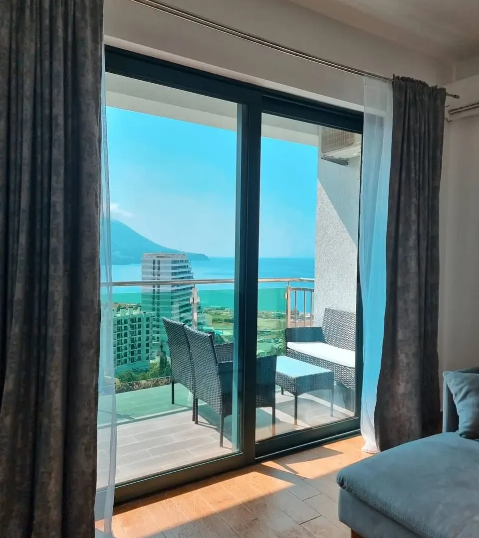 Sale, two bedroom apartment, 72m², Bečići, Budva