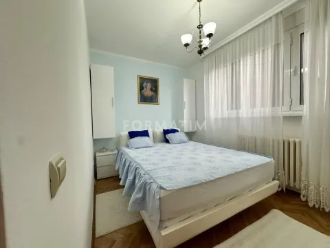Rent, two bedroom apartment, 62m², Savski Venac, Beograd - image 7