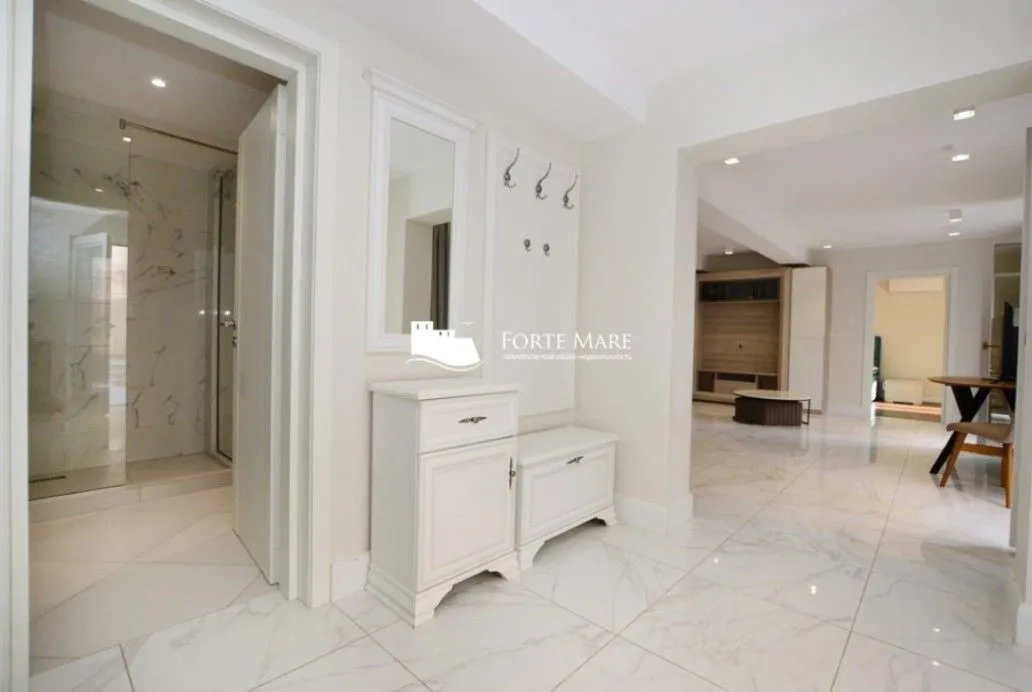Prodaja, dvosoban stan, 74m², Đenovići, Herceg Novi