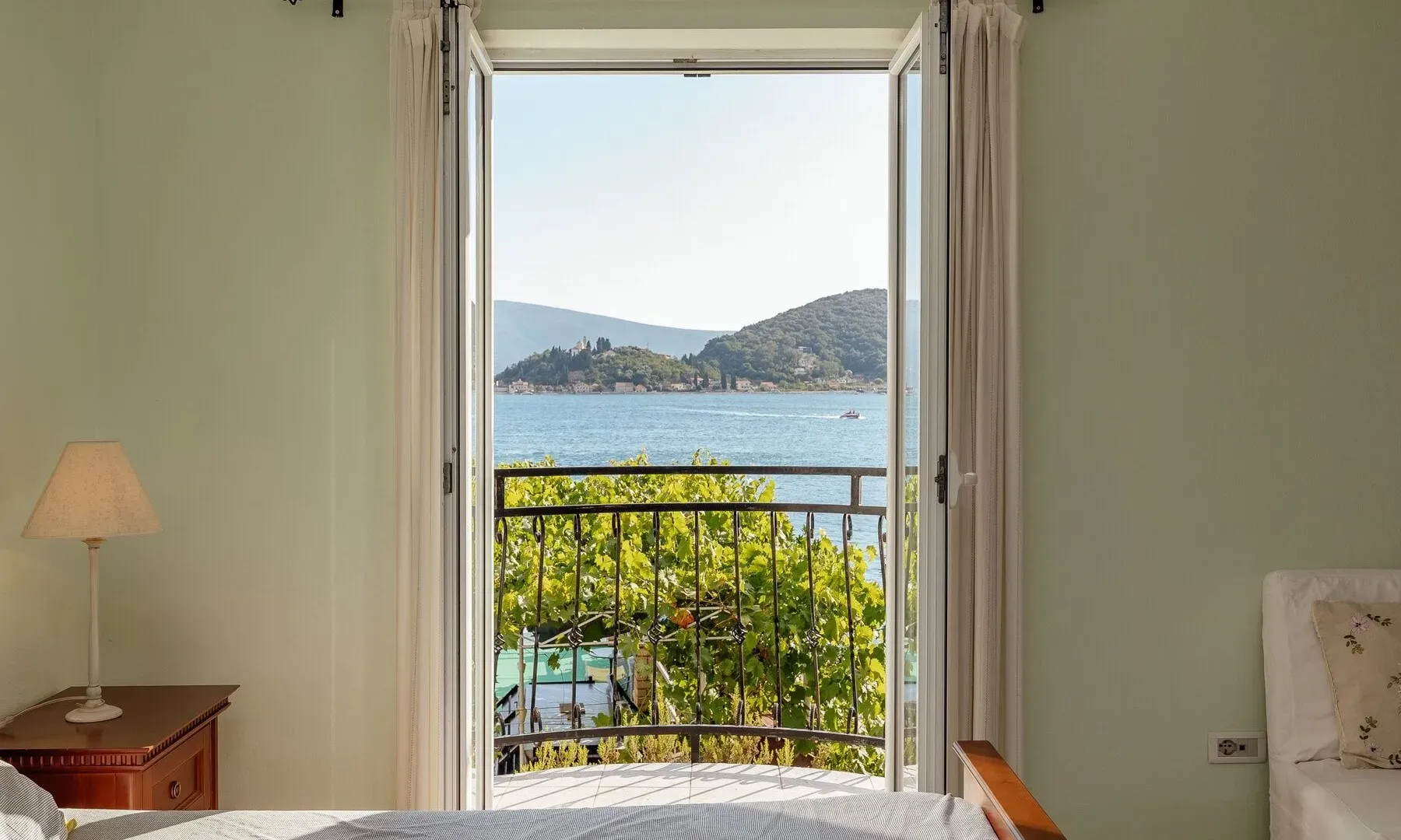 Prodaja, kuća, 291m², Lepetani, Tivat