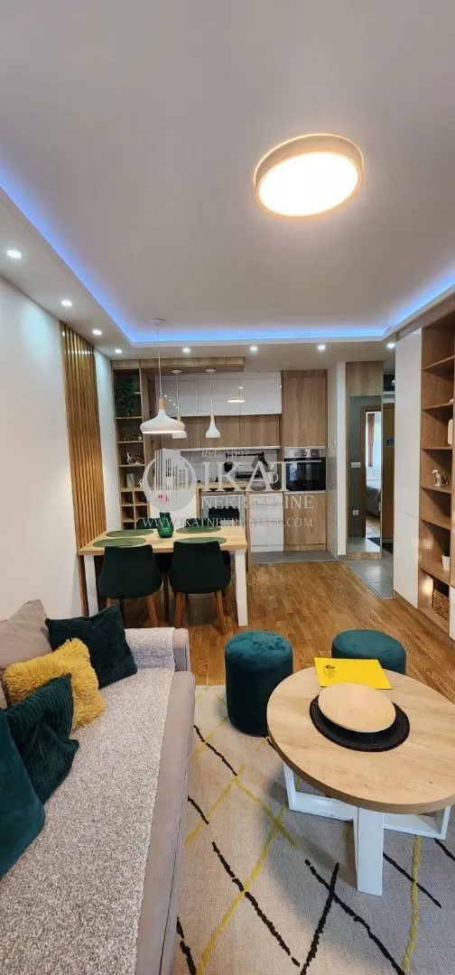 Prodaja, jednosoban stan, 42m², Zova, Zlatibor