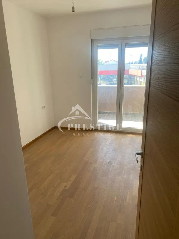 Prodaja, jednosoban stan, 45m², Pobrežje, Podgorica