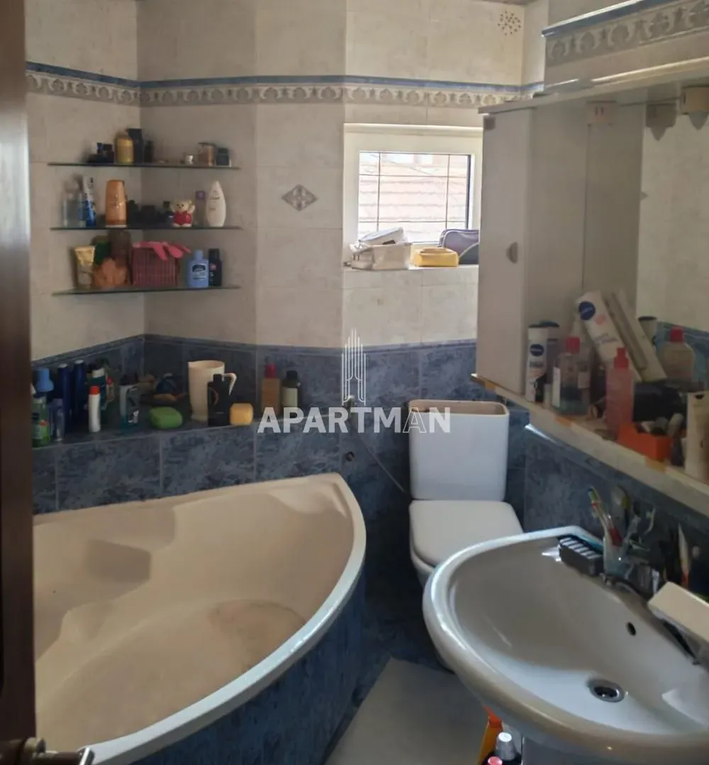Prodaja, dvosoban stan, 54m², Lipov Lad, Zvezdara Sve Podlokacije