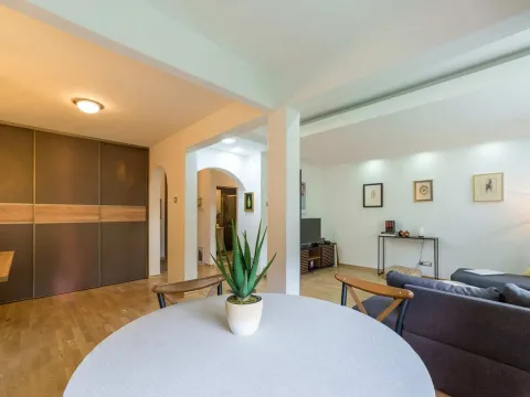 Sale, one bedroom apartment, 60m², Tivat, Crna Gora - image 10