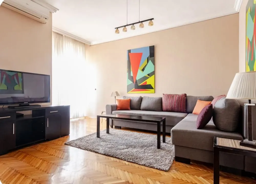 Izdavanje, trosoban stan, 80m², Zeleni Venac, Beograd