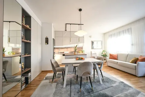 Prodaja, trosoban stan, 63m², Tivat, Crna Gora - image 3