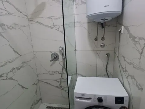 Izdavanje, jednosoban stan, 44m², Stari Aerodrom, Podgorica - image 7