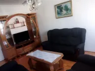 Izdavanje, jednosoban stan, 63m², Centar, Bar - image 1