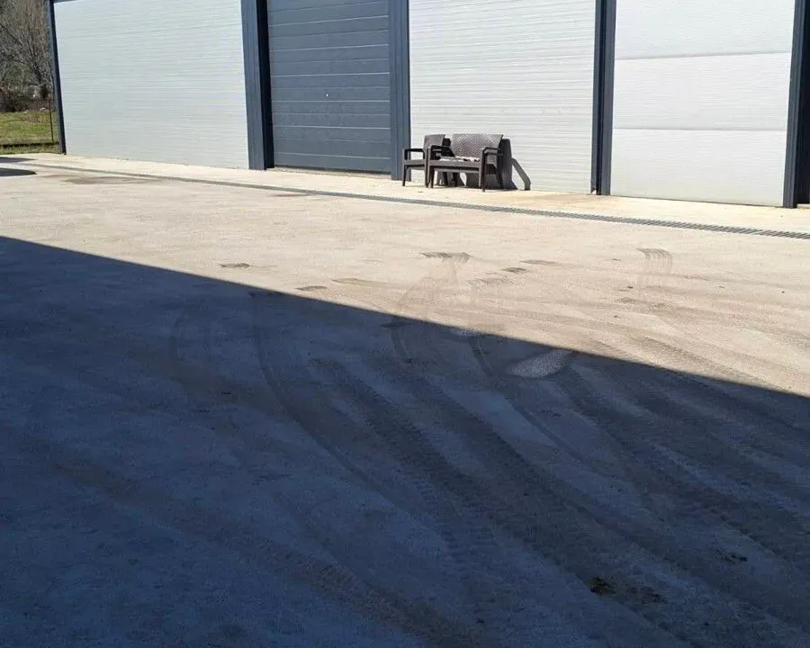 Izdavanje, poslovni prostor, 220m², Gornja Gorica, Podgorica