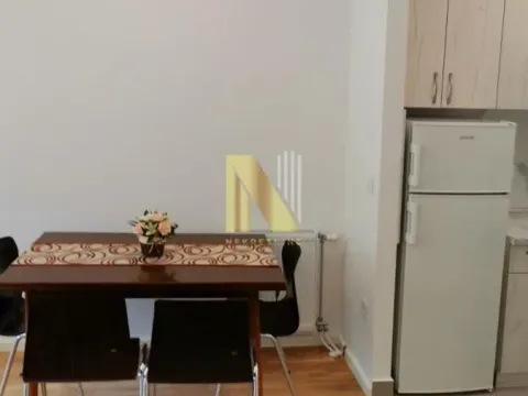 Izdavanje, dvosoban stan, 40m², Novi Sad, Srbija - image 3