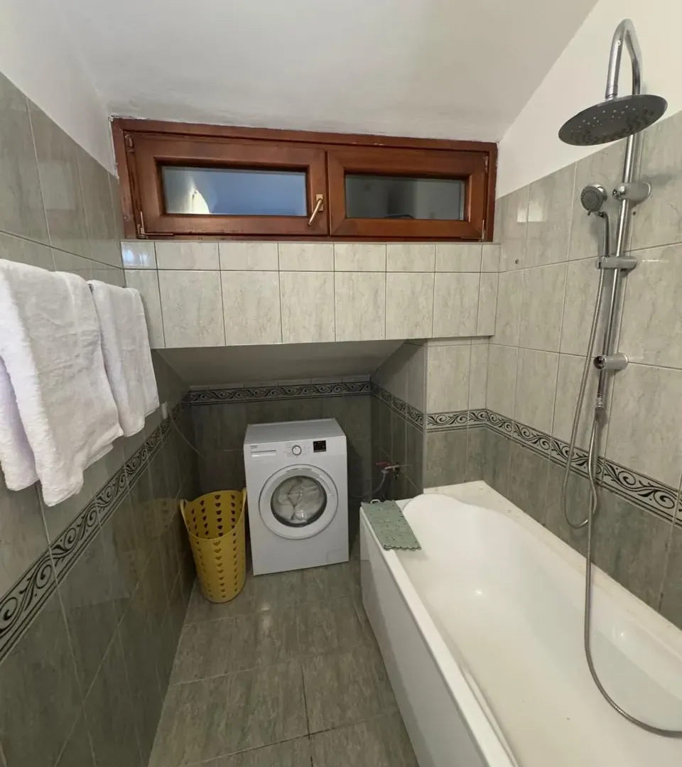 Rent, apartment, 142m², Vezirov Most, Podgorica