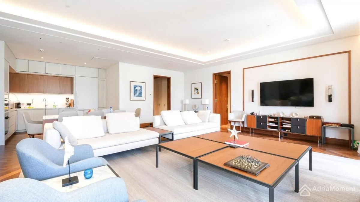Sale, two bedroom apartment, 183m², Porto Montenegro, Tivat