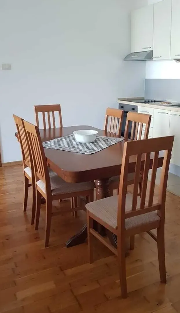 Prodaja, stan, 67m², Pržno, Budva