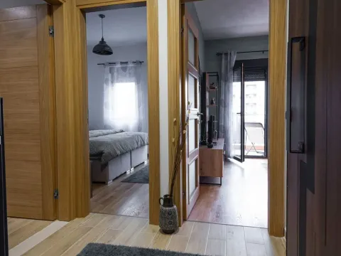 Izdavanje, jednosoban stan, 45m², Blok 9, Podgorica - image 10