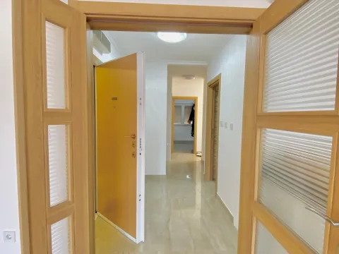 Rent, two bedroom apartment, 72m², Preko Morače, Podgorica - image 8