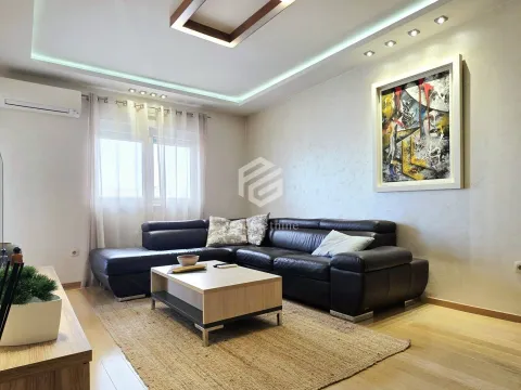 Rent, one bedroom apartment, 47m², City Kvart, Podgorica - image 1