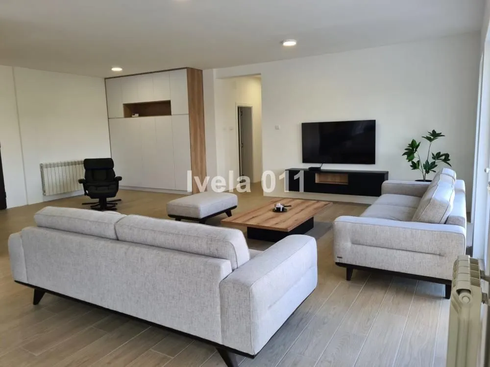 Sale, four bedroom apartment, 145m², Savski Venac, Beograd