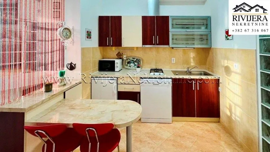 Prodaja, jednosoban stan, 46m², Donja Lastva, Tivat