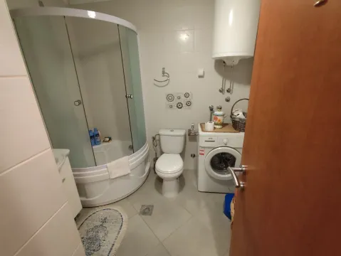 Prodaja, jednosoban stan, 47m², Krivi Most, Podgorica - image 16