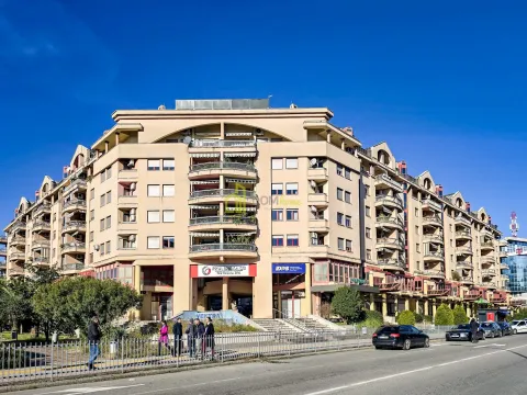 Prodaja, poslovni prostor, 80m², Preko Morače, Podgorica