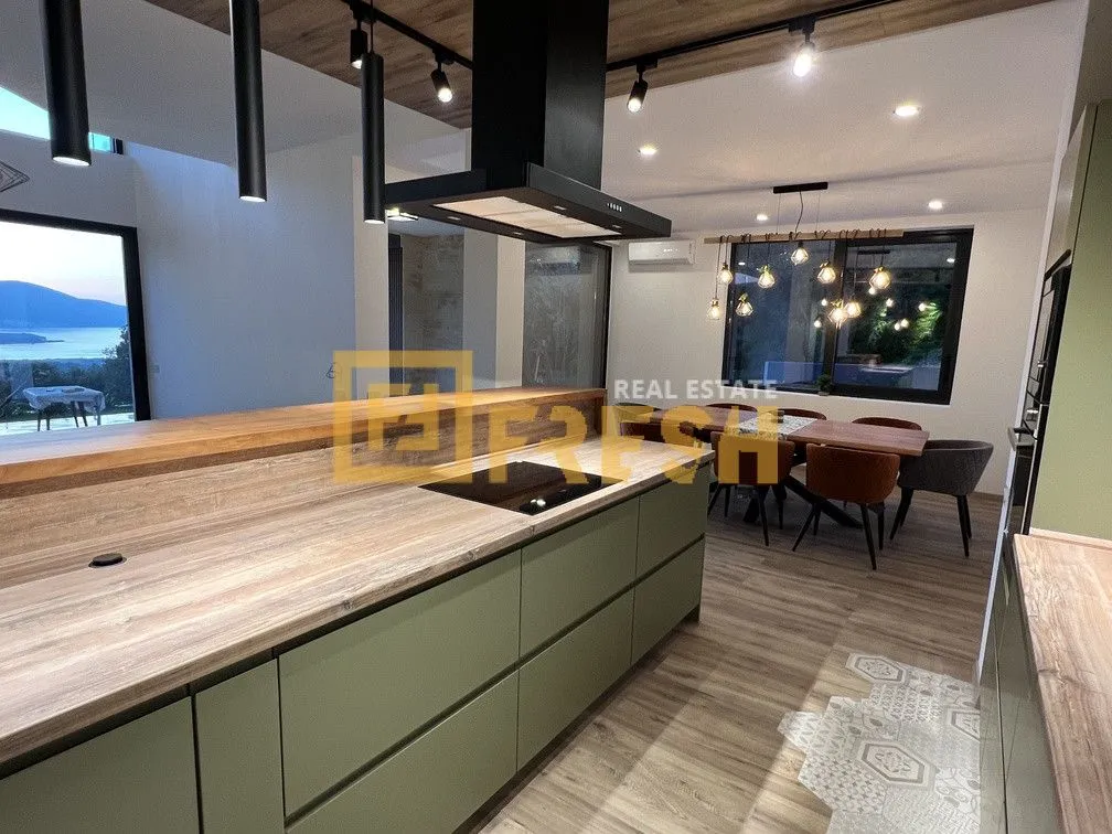 Prodaja, kuća, 480m², Kotor, Crna Gora