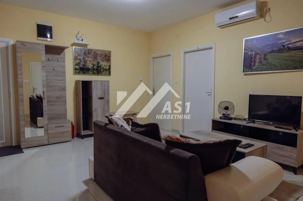 Rent, four bedroom apartment, 120m², Telep, Novi Sad Sve Podlokacije