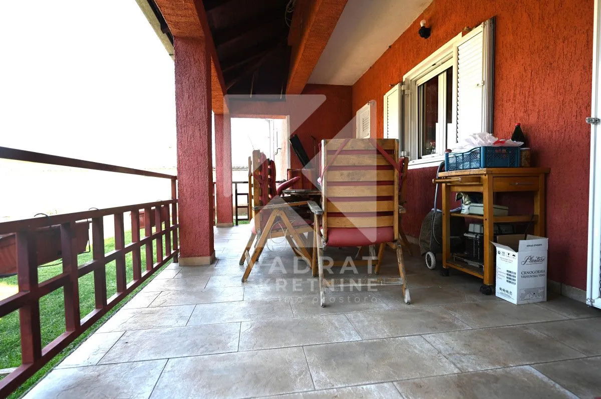 Prodaja, kuća, 250m², Donja Gorica, Podgorica