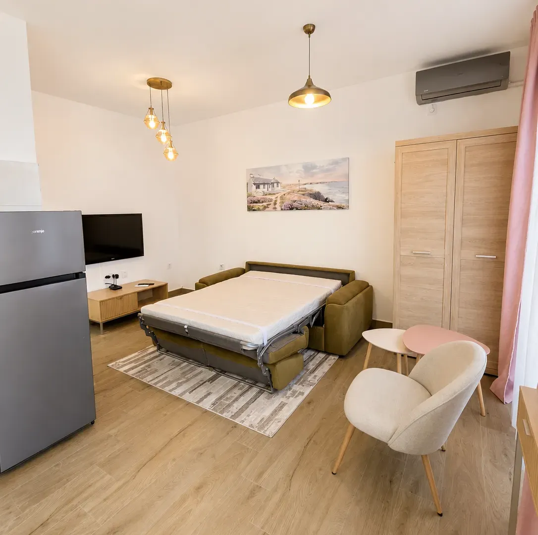 Rent, studio apartment, 25m², Momišići, Podgorica