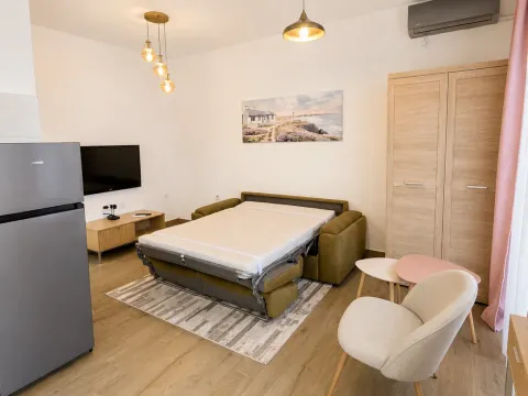 Rent, studio apartment, 25m², Momišići, Podgorica - image 3