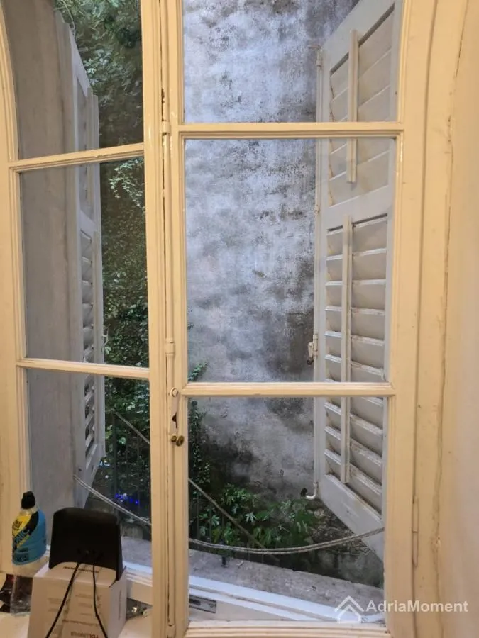 Sale, three bedroom apartment, 72m², Kotor, Crna Gora