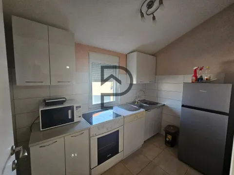 Prodaja, kuća, 200m², Podgorica, Crna Gora - image 16