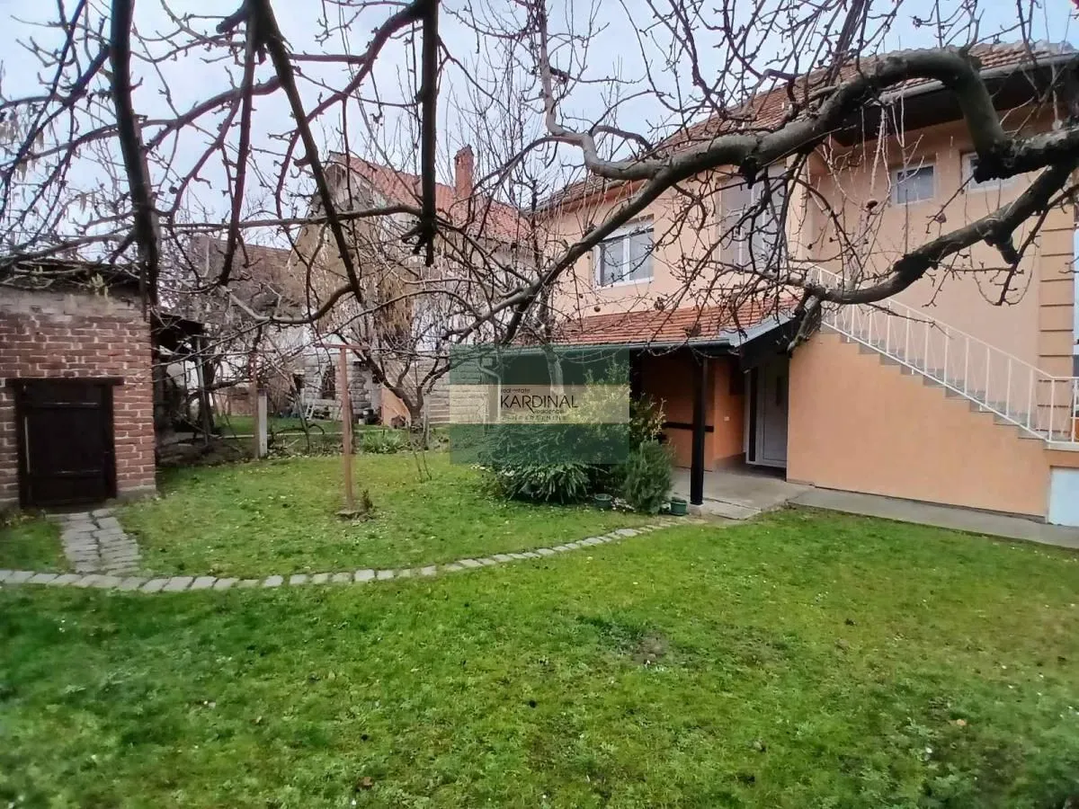 Sale, house, 150m², Grošnica, Kragujevac