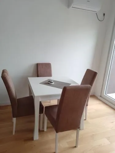 Rent, one bedroom apartment, 33m², Podgorica, Crna Gora