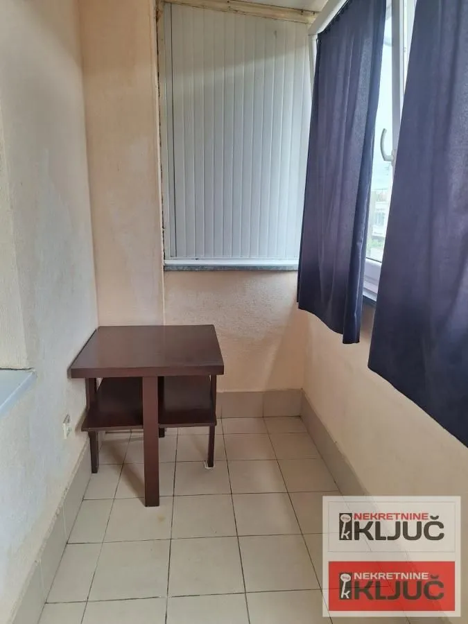 Izdavanje, garsonjera, 25m², Nova Detelinara, Novi Sad Sve Podlokacije