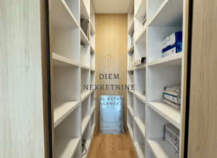 Izdavanje, poslovni prostor, 58m², Podgorica, Crna Gora - image 5