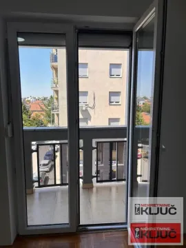 Izdavanje, jednosoban stan, 35m², Bulevar Evrope, Novi Sad Sve Podlokacije - image 3
