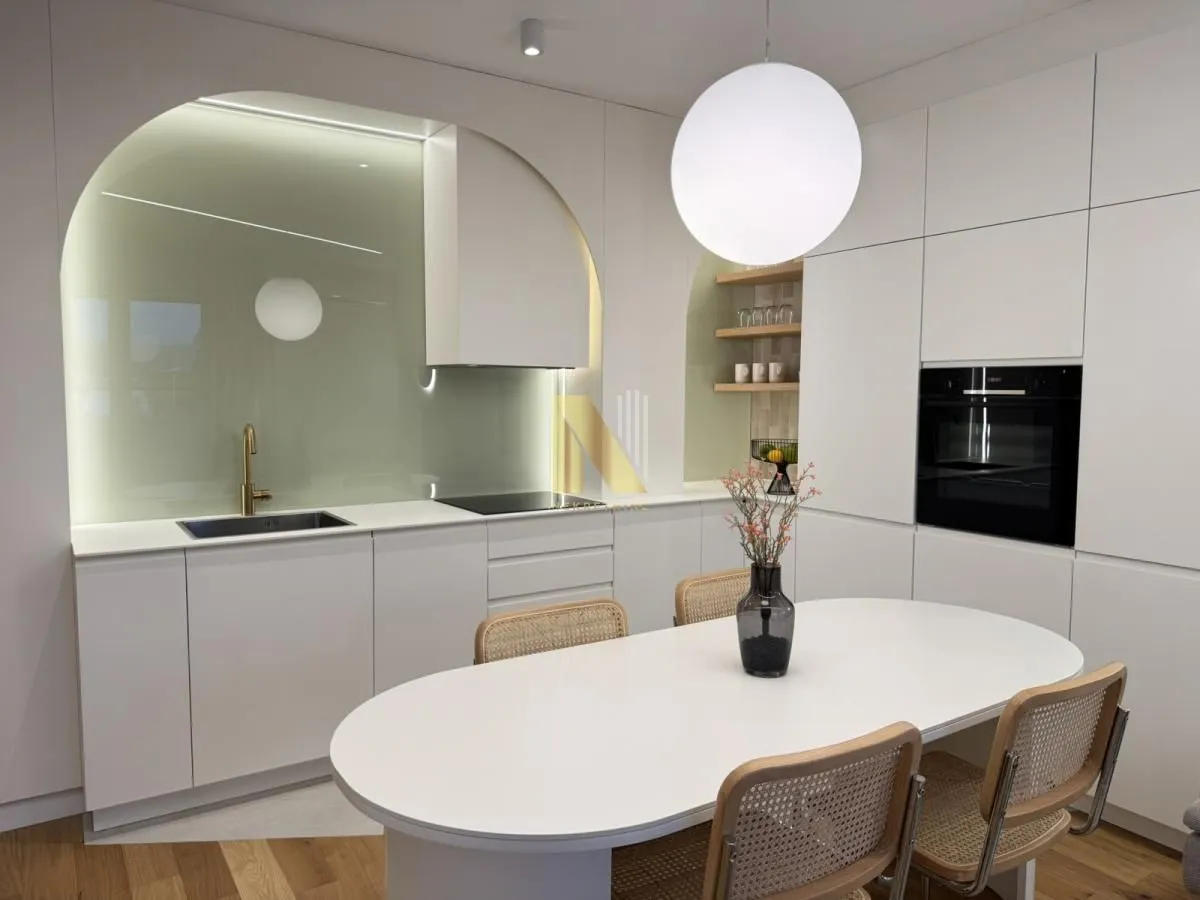 Izdavanje, dvosoban stan, 49m², Bulevar Evrope, Novi Sad Sve Podlokacije