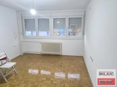 Prodaja, dvosoban stan, 63m², Bulevar Oslobodjenja, Novi Sad Sve Podlokacije - image 2