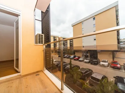 Rent, one bedroom apartment, 45m², New City, Podgorica - image 9