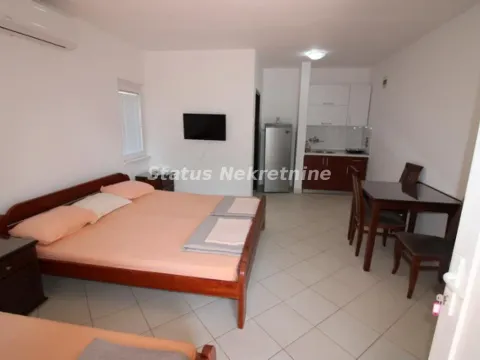 Prodaja, kuća, 145m², Srebrno jezero, Veliko Gradište - image 13