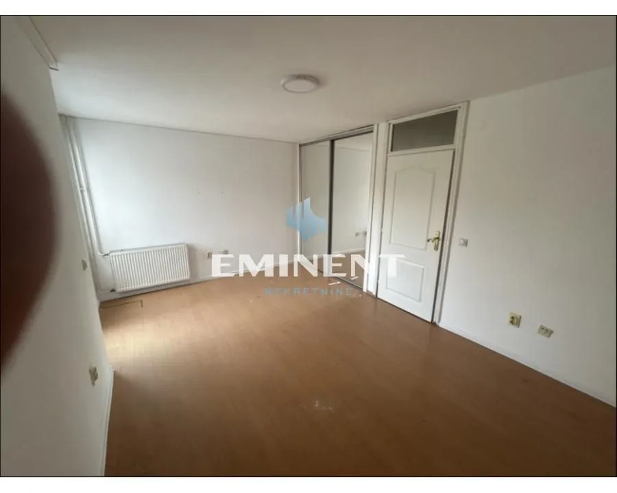 Rent, apartment, 176m², Autokomanda, Voždovac Sve Podlokacije
