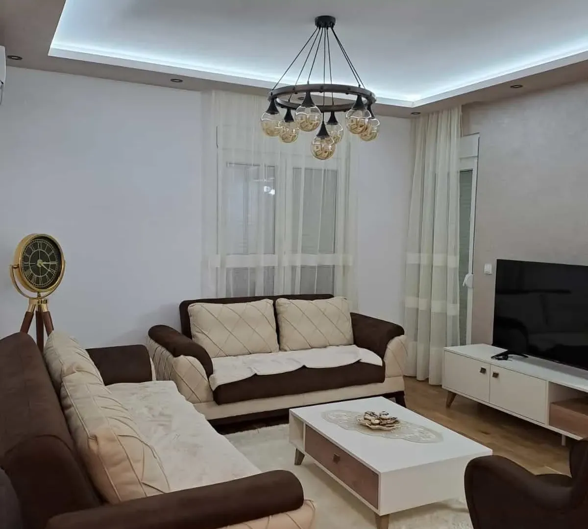 Izdavanje, dvosoban stan, 66m², Zabjelo, Podgorica