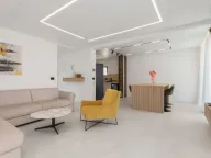 Rent, house, 350m², Tivat, Crna Gora - image 11