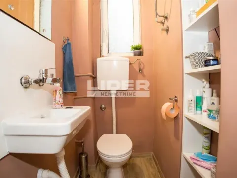 Prodaja, četvorosoban stan, 77m², Skadarlija, Beograd - image 14