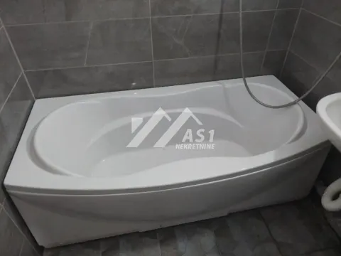 Izdavanje, trosoban stan, 78m², Liman 3, Novi Sad Sve Podlokacije - image 4