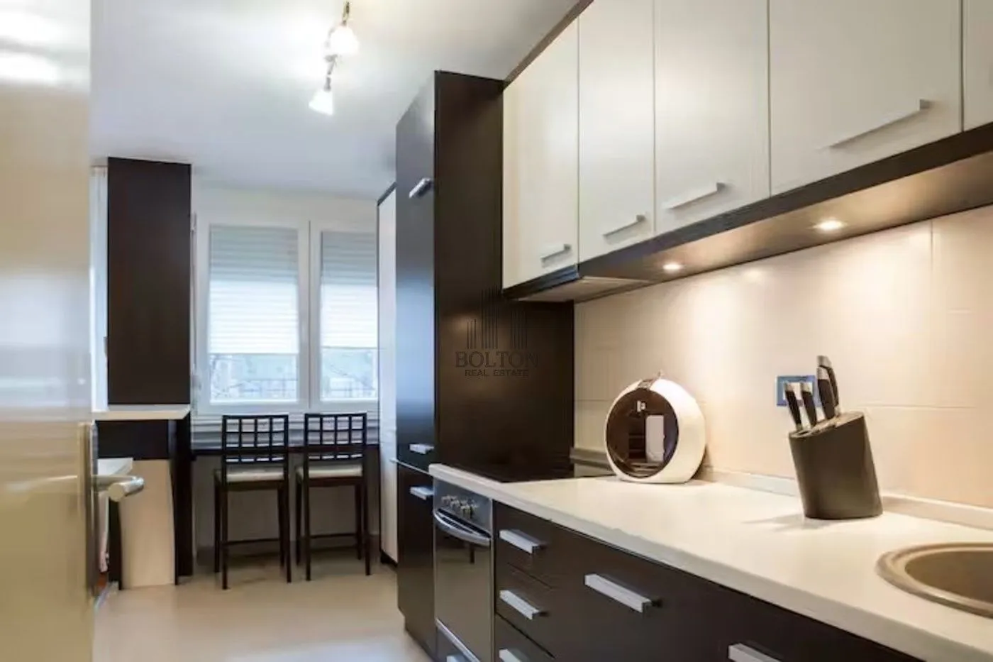 Izdavanje, dvosoban stan, 54m², Novi Beograd Sve Podlokacije, Beograd