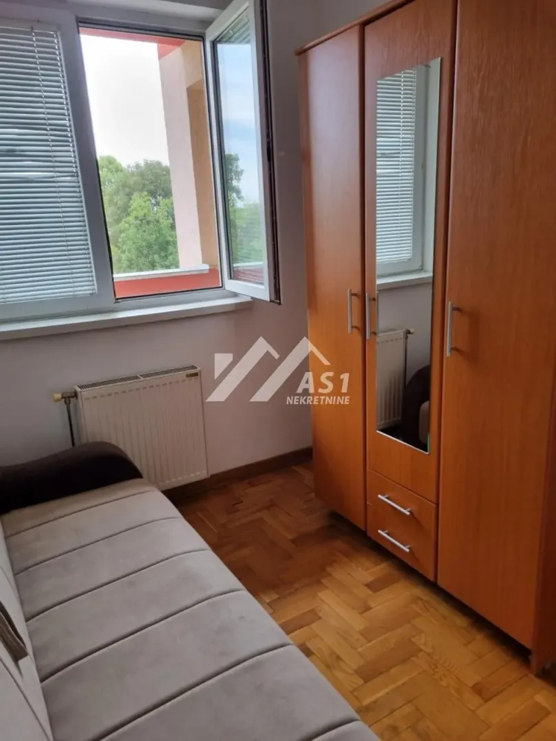 Izdavanje, jednosoban stan, 34m², Sajam, Novi Sad Sve Podlokacije