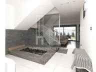 Prodaja, kuća, 250m², Tološi, Podgorica - image 18