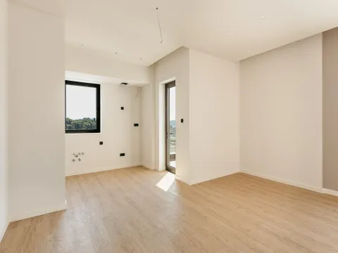 Prodaja, dvosoban stan, 81m², Porto Montenegro, Tivat - image 6