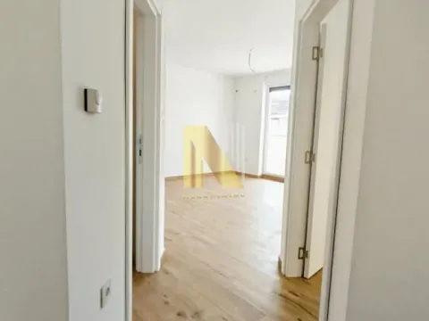 Rent, office space, 37m², Telep, Novi Sad Sve Podlokacije - image 2